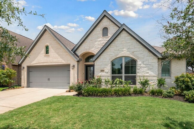 Foto del edificio - 23322 Amoroso St