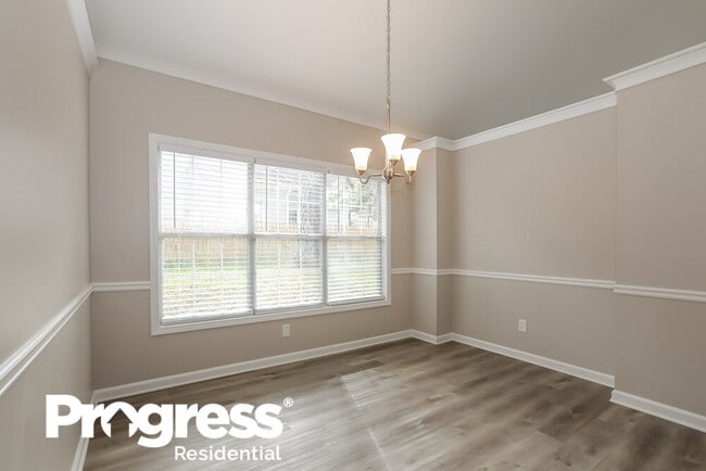 Building Photo - 25 Cindy Cir