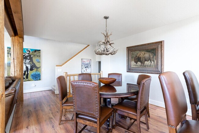 Foto del edificio - 4 Lower Saddle Ridge Rd