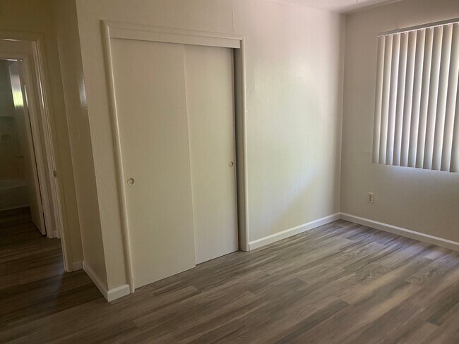 Foto del edificio - Large floorplan