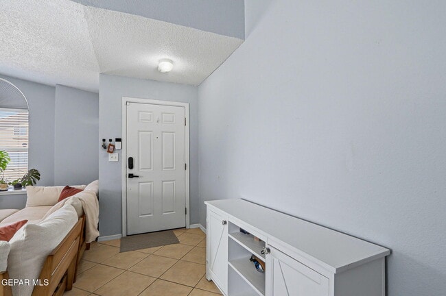Building Photo - 14181 Tierra Halcon Dr
