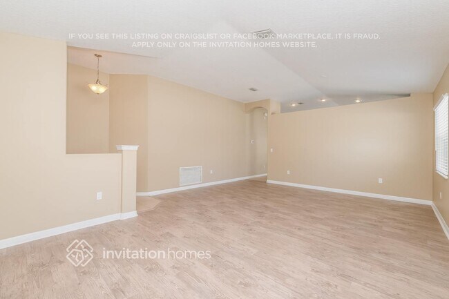Building Photo - 11001 Whitecap Dr