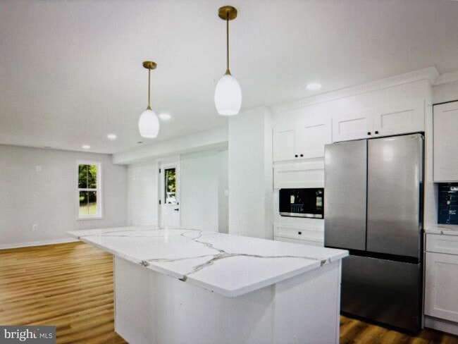 Foto del edificio - 15990 Charles Town Rd