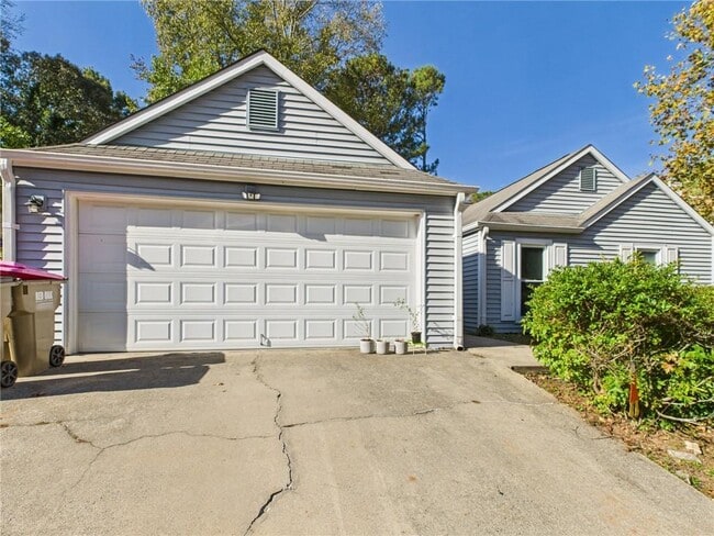 Building Photo - 4060 Brooks Bridge Crossing