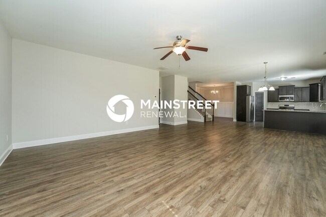 Foto del edificio - 5 Bedroom Pet-Friendly Home in Lawrenceville, GA with Main Street Renewal