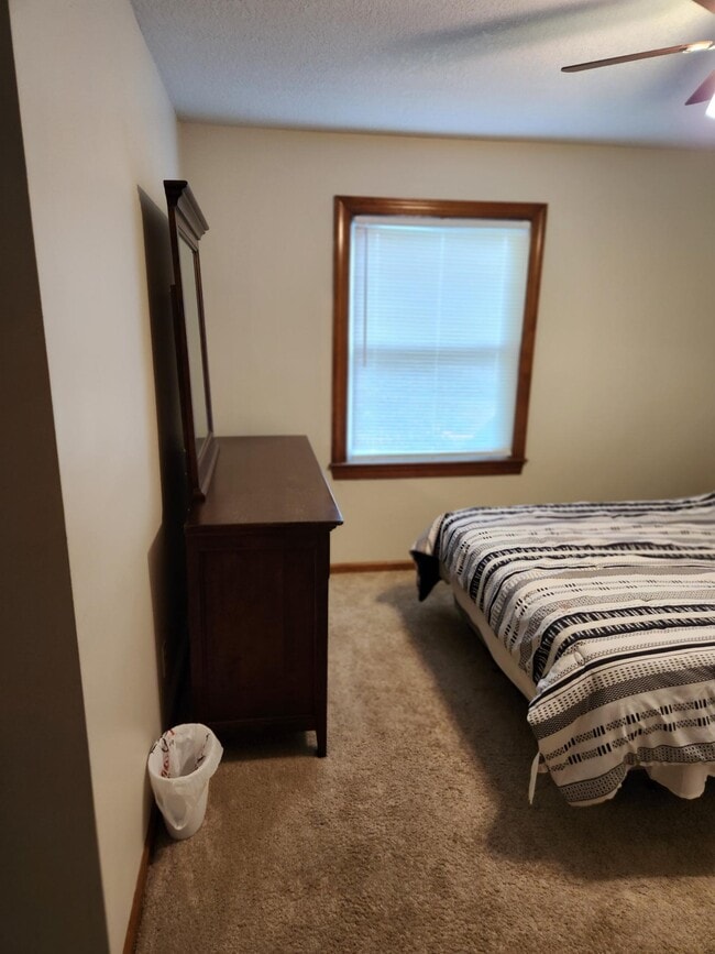 Foto del edificio - 14310 S Kaw Dr