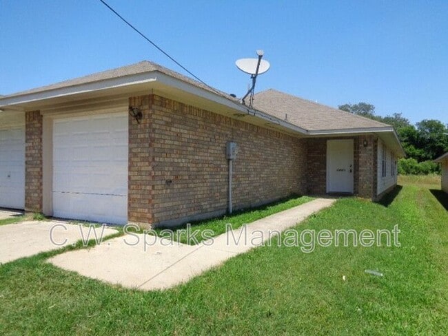 Foto del edificio - 13651 Biggs St