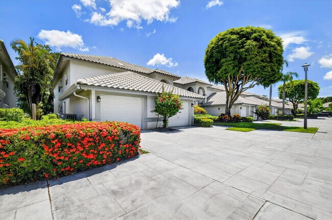 Foto del edificio - 11570 Briarwood Cir