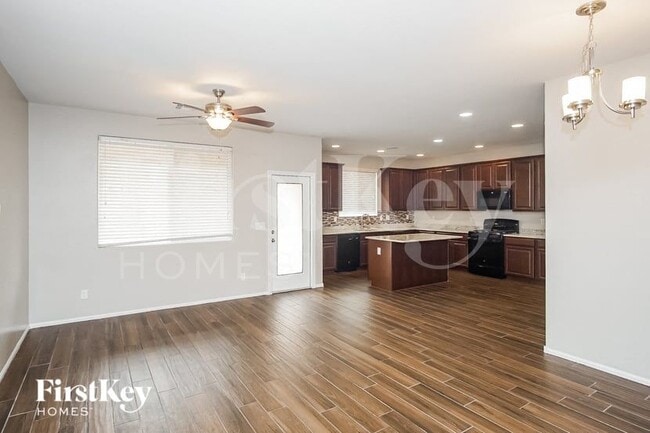 Building Photo - 8149 Begonia Blush Dr
