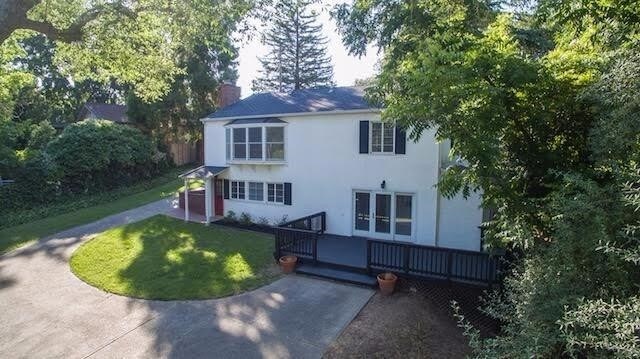 Frente de apartamento de 1 habitación, 1 baño independiente en planta baja - 8060 Sierra St