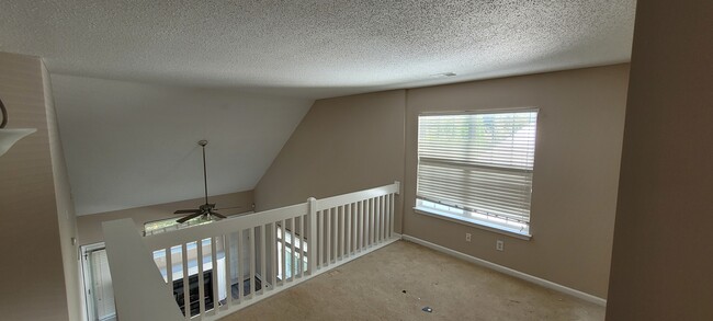 Foto del edificio - 5610 Harbor House Dr