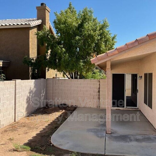 Foto del edificio - 8932 W Kathleen Rd