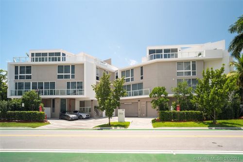 Foto del edificio - 1000 99th St