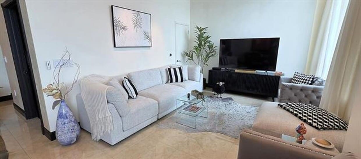 Photo - 951 Brickell Ave cu-4308