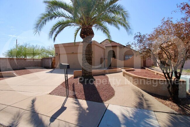 Foto del edificio - 8749 E Belleview St