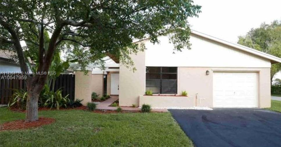 Foto principal - 11797 SW 134th Pl