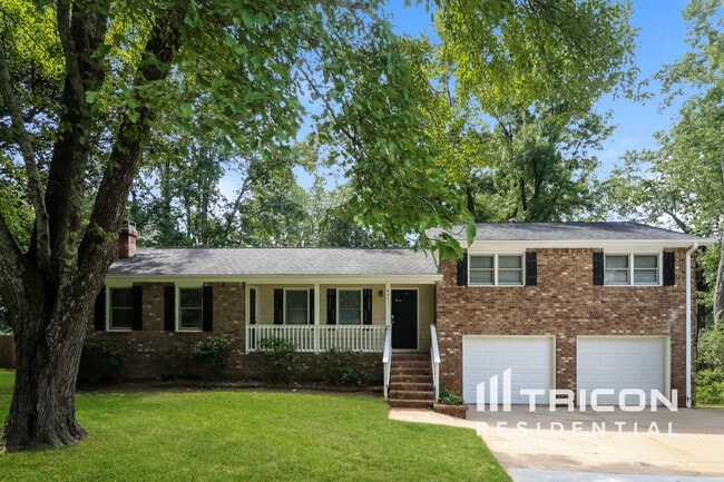 Building Photo - 6471 Chickasaw Dr