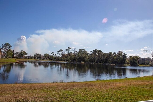 Photo - 1324 Ballyshannon Pkwy House