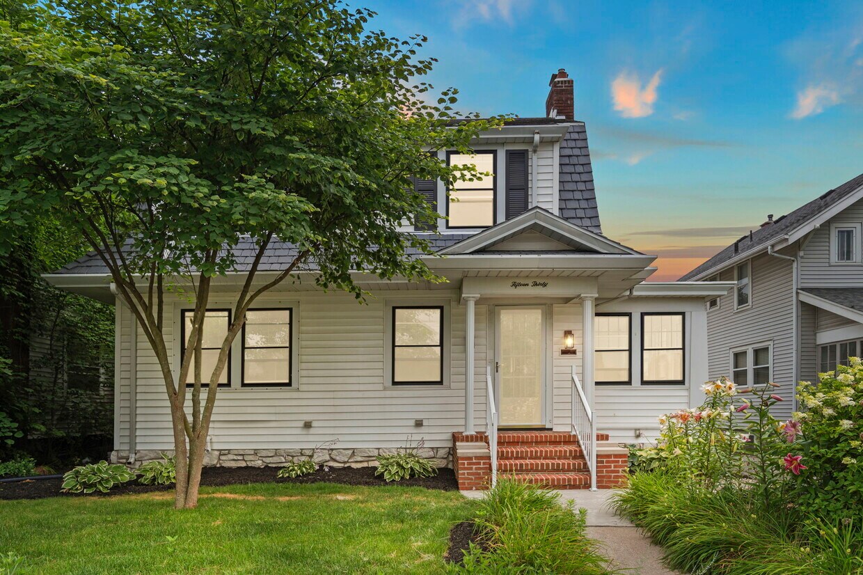 Foto principal - 1530 Lake Ave
