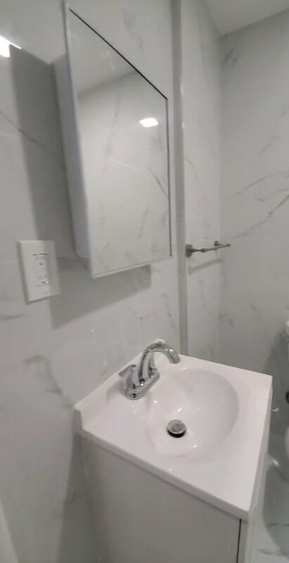 Foto del edificio - 4210 Boyd Ave