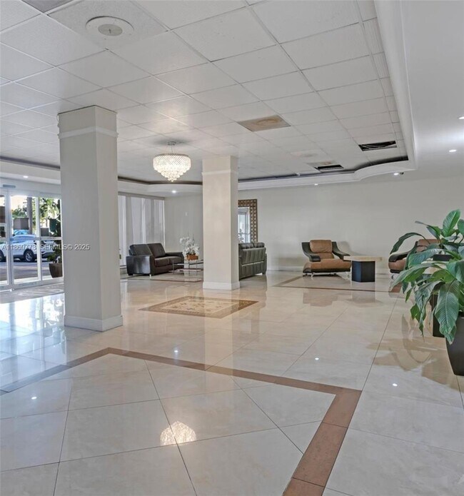 Foto del edificio - 1849 S Ocean Dr