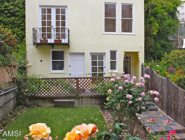 Foto del edificio - 1 br, 1 bath House - 2141 Jones Street