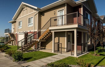 Building Photo - Liberty Park Townhomes & Carriage Homes