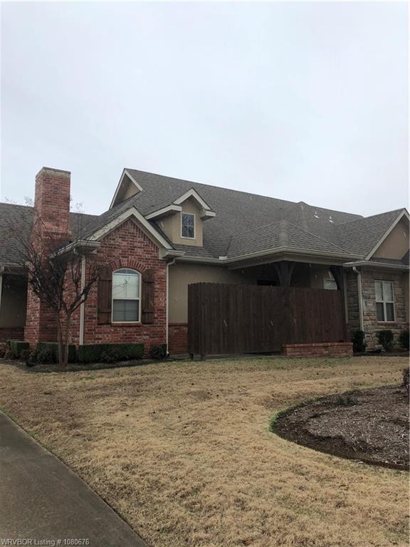 Foto del edificio - 6300 Riley Park Dr