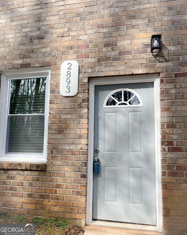 Foto del edificio - 2893 White Oak Dr
