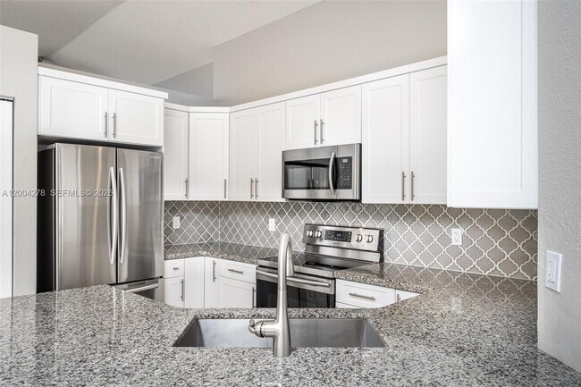 Building Photo - 1524 Canary Island Dr