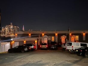 Building Photo - 812 Palisade Ave
