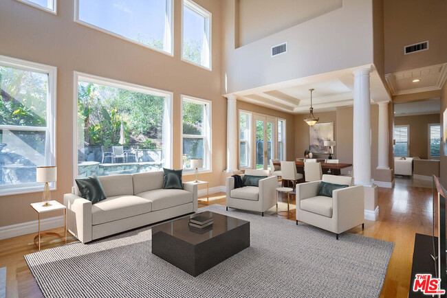 Building Photo - 3805 Campus Dr