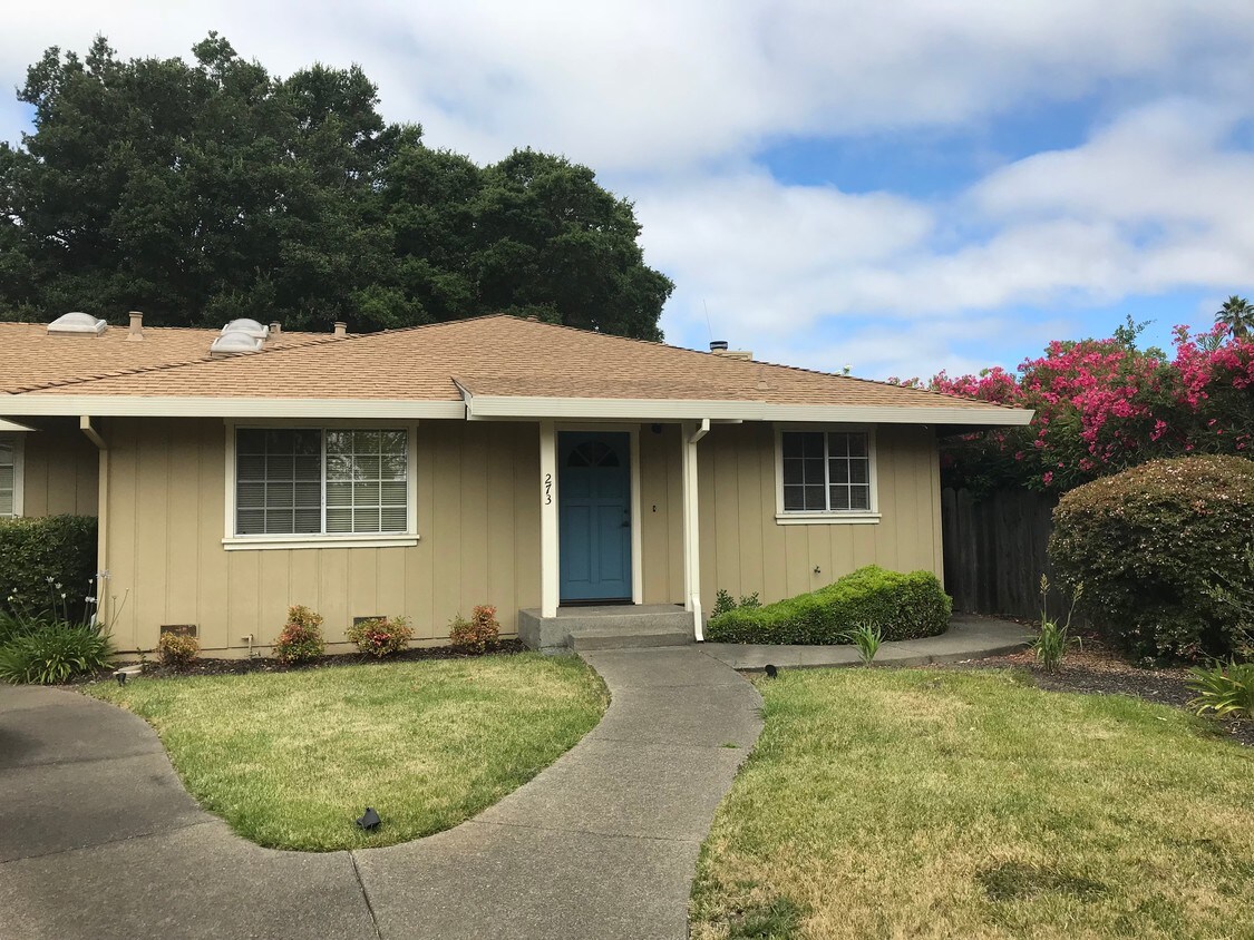 273 2nd St E, Sonoma, CA 95476 Townhome Rentals in Sonoma CA