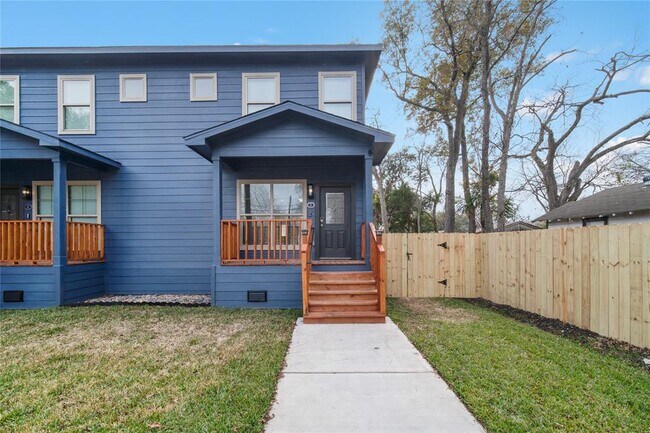 Building Photo - 2336 Charles Rd