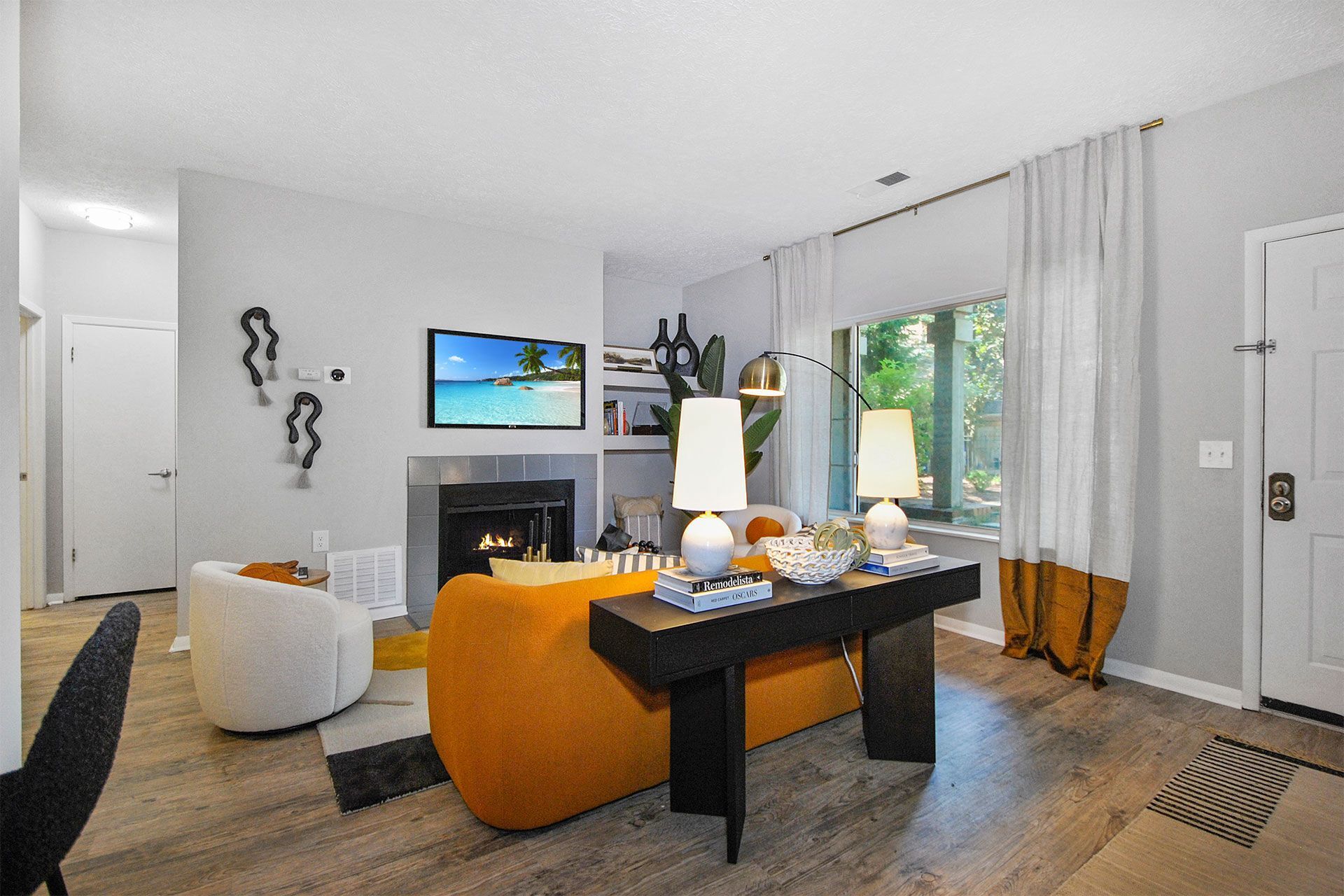 Fox Chase Apartments – photo 2