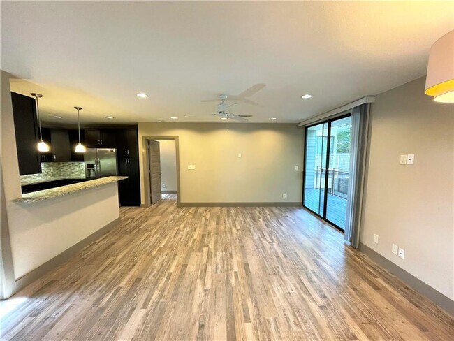 Foto del edificio - 1512 Forest Trail