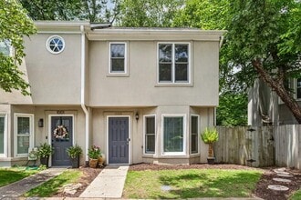 Building Photo - 1002 Defoors Landing NW