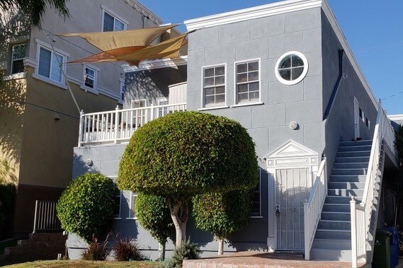 Foto del edificio - 1820 S Barrington Ave