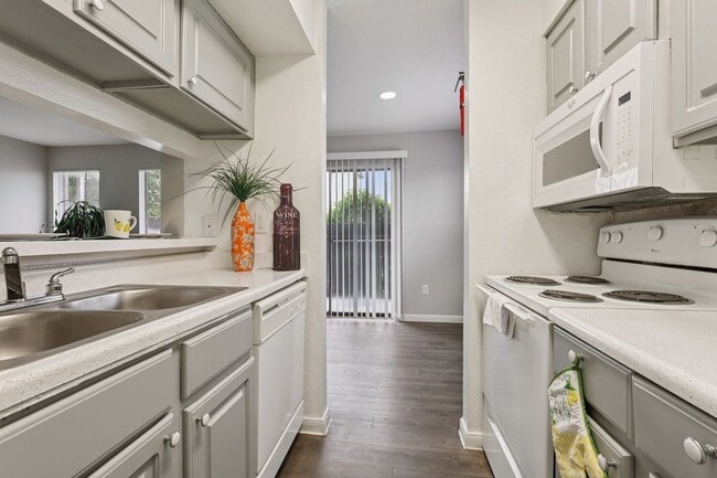 Foto del edificio - Kirkwood Landing Apartments
