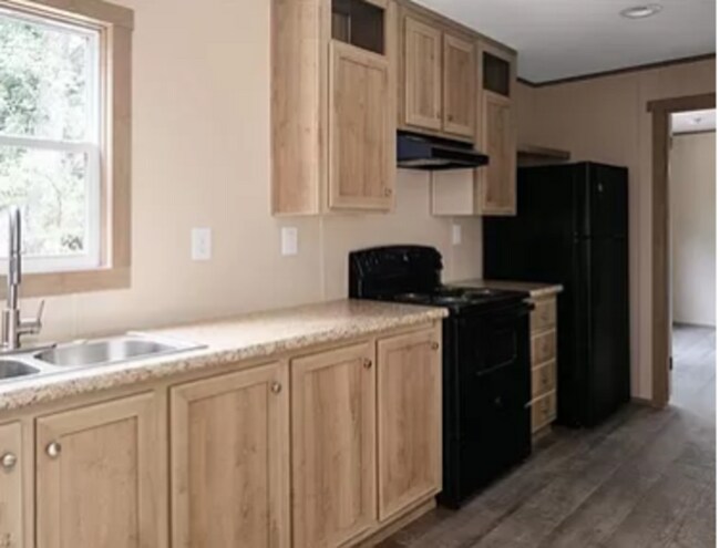 Building Photo - 115 Totem Pole Dr