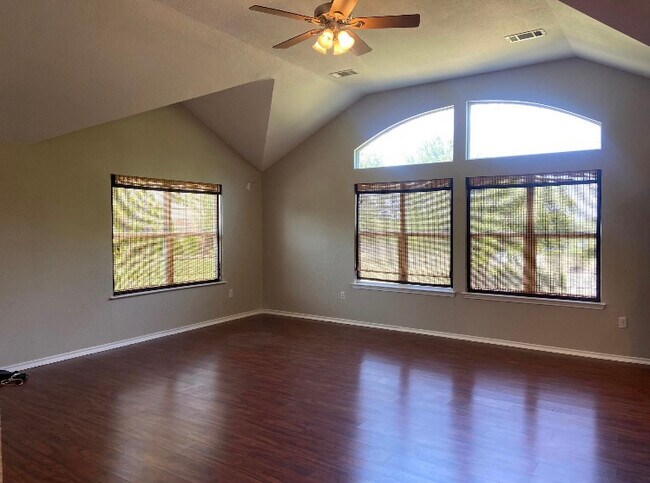 Foto del edificio - 2162 Beaver Creek Rd