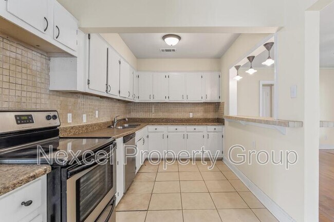 Foto del edificio - 3700 Douglass Ave