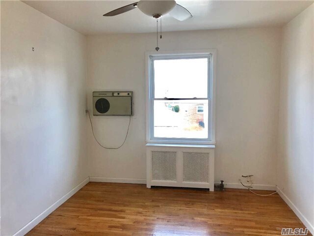Building Photo - 77-31 166th St