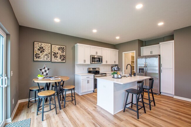 Foto del edificio - 14802-14804 Willow Street