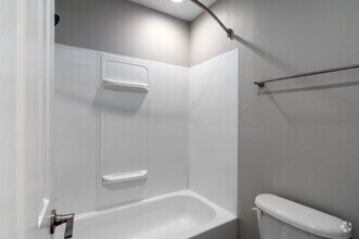 1 BR, 1 BA - 700 SF - Lakeside Villas