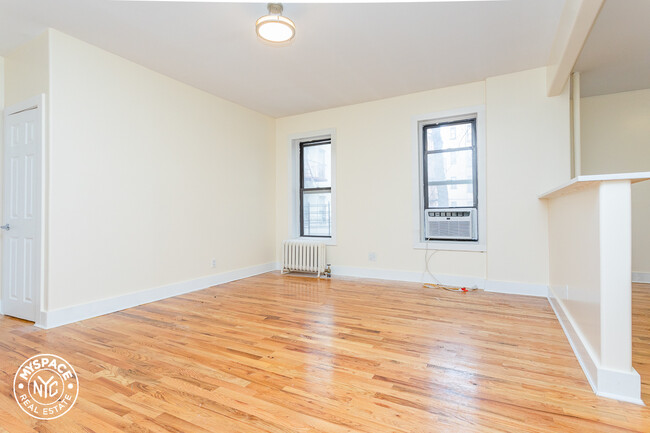 Building Photo - 68 St Pauls Pl