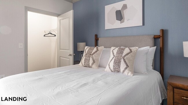 Foto del edificio - 15330 Liberty River Dr