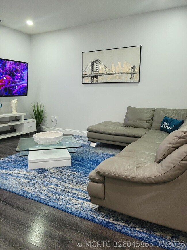 Building Photo - 6960 Long Pine Cir