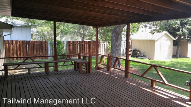 Building Photo - 436 Wicks Ln