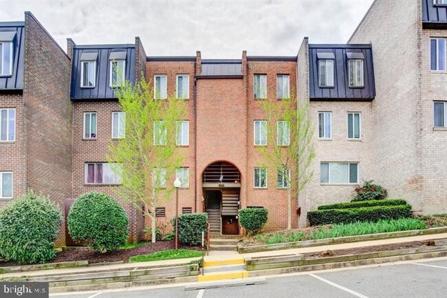 Foto del edificio - 5009 7th Rd S